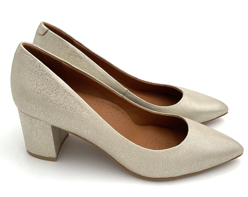 Modische Frauen Pump Heels Ledermaterial mit Chunky Heel Typ OEM
