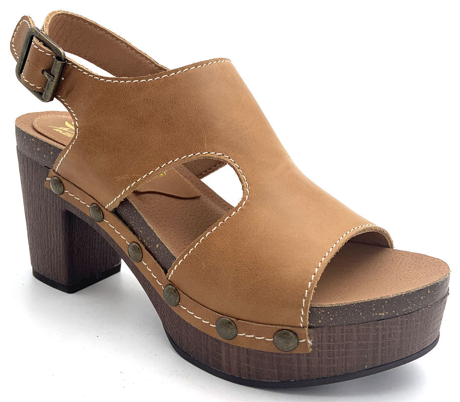 Funktionale Sandalen mit hohen Absätzen mit Schnallen