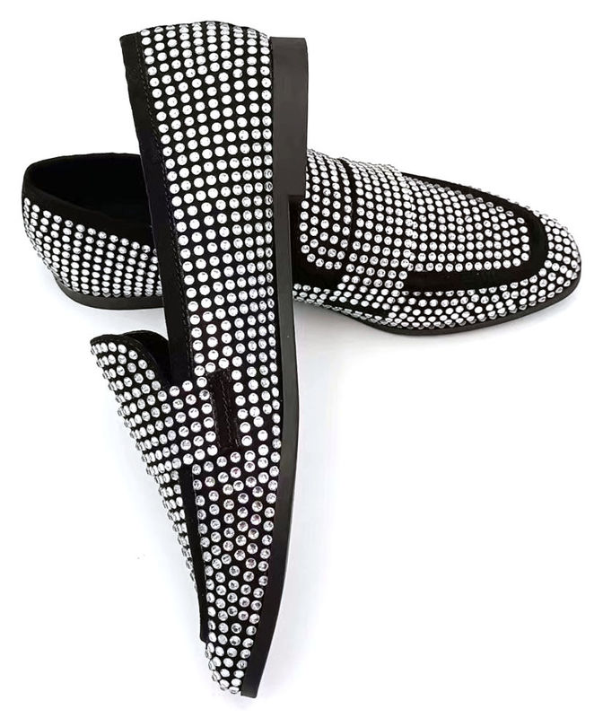 Klassische, flache Loaferschuhe, mit Stil, bequeme, stilvolle Loafers für alle Jahreszeiten.