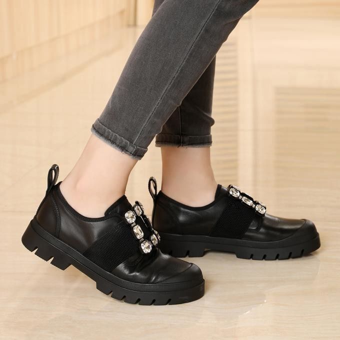Round Toe Damen Flat Loafer Schuhe Slip On Typ für alle Jahreszeiten OEM