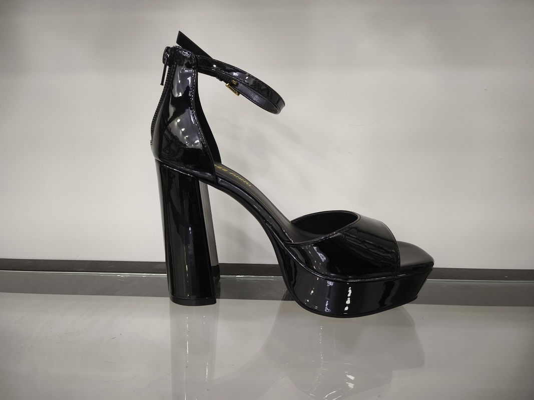 Kautschuk Sohle Material Frauen High Heel Sandalen Strass Dekoration 0,5-1 kg Gewicht